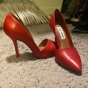 Steve Madden red pumps frennzy heels